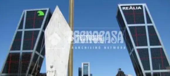 Дуплекс с 3 спальнями в Мадрид, Испания № 142268 15