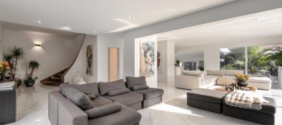 5 bedrooms House in Cascais, Portugal No. 111940 7