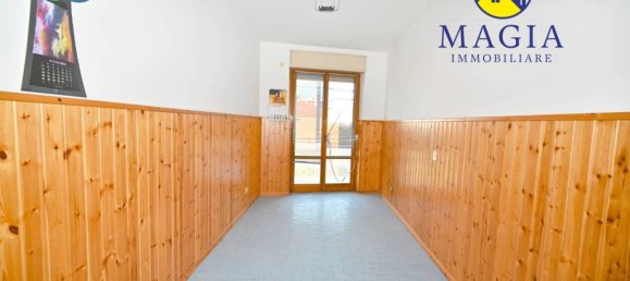 3 bedrooms Apartment in Spinetoli, Italy No. 327575 3