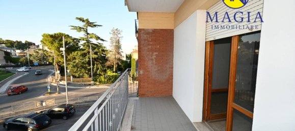 3 bedrooms Apartment in Spinetoli, Italy No. 327575 6