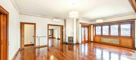 7 rooms Apartment in Rome, Italy No. 136044 7