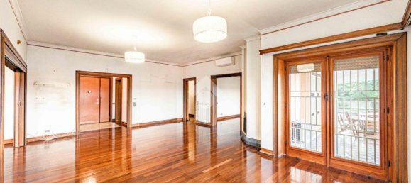 7 rooms Apartment in Rome, Italy No. 136044 10