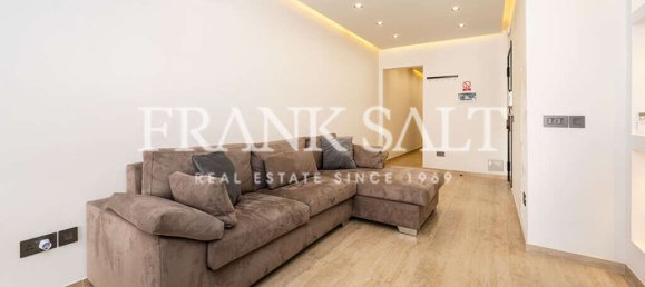 2 bedrooms Apartment in Gzira, Malta No. 7428 6