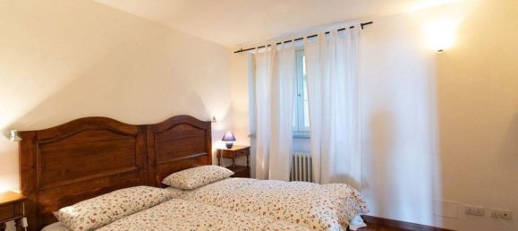 Вилла с 11 комнатами в Лукка, Италия № 84055 37