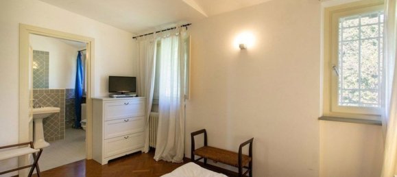 Вилла с 11 комнатами в Лукка, Италия № 84055 23