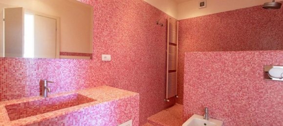 Вилла с 11 комнатами в Лукка, Италия № 84055 42