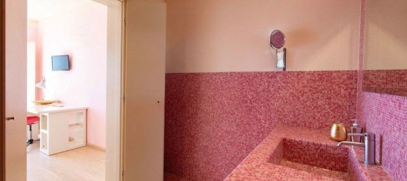 Вилла с 11 комнатами в Лукка, Италия № 84055 9