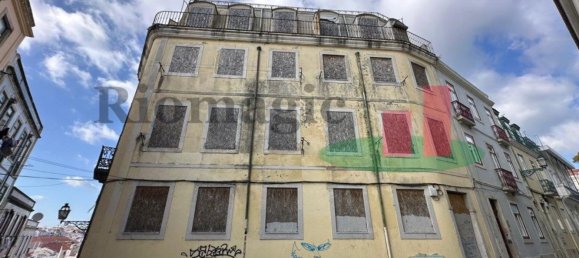 463m² Building in Lisbon, Portugal No. 67565 2