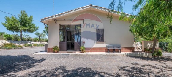 Вилла с 3 спальнями в Кальтаджироне, Италия № 64786 14