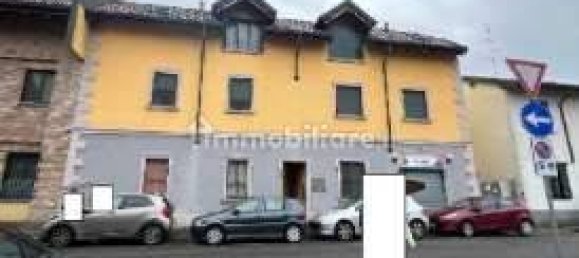 2 bedrooms Apartment in Rho, Italy No. 260824 2