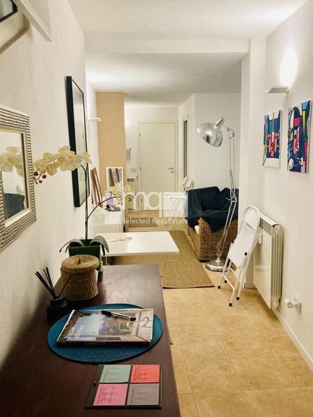 Studio in Milan, Italy No. 243148