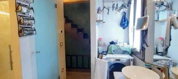 4 rooms House in Cascina, Italy No. 159144 17