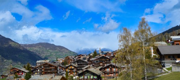 3 bedrooms Apartment in Grachen, Switzerland No. 343 22