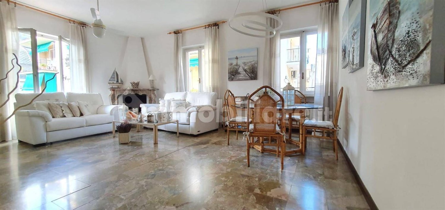 3 Schlafzimmer Wohnung in Alassio, Italy, Nr. 358517