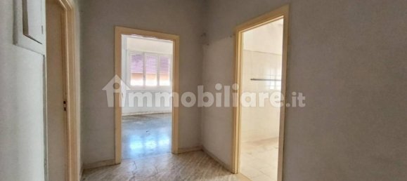 3 bedrooms Apartment in Taranto, Italy No. 260774 7
