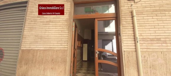 3 bedrooms Apartment in Taranto, Italy No. 260774 2