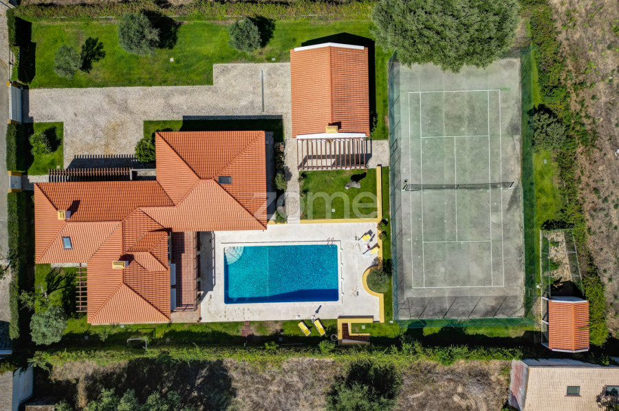 Casa de 4 dormitorios en Benavente, Portugal No. 134134