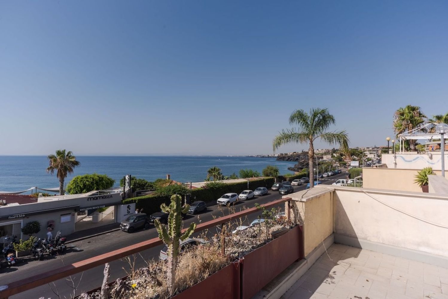 7 rooms Villa in Aci Castello, Italy No. 259694