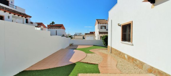 3 Schlafzimmer Haus in Alicante, Spain, Nr. 181626 2