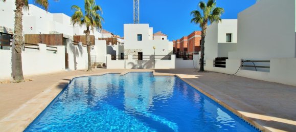 3 Schlafzimmer Haus in Alicante, Spain, Nr. 181626 5