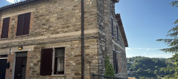 2 rooms Duplex in Pietralunga, Italy No. 275601 2