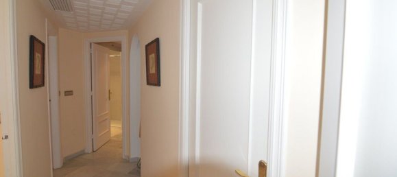 2 bedrooms Apartment in Marbella, Spain No. 113445 23