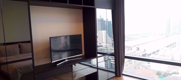 Кондоминиум с 2 спальнями в Ратчатхеви, Таиланд № 10043 2