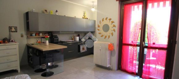 2 Schlafzimmer Wohnung in Trofarello, Italy, Nr. 272010 4