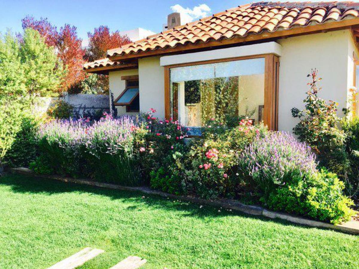 4 bedrooms House in Chacabuco, Chile No. 3855