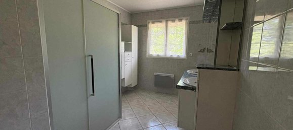 4 Schlafzimmer Haus in Saint-Maurice-sur-Fessard, France, Nr. 216161 8