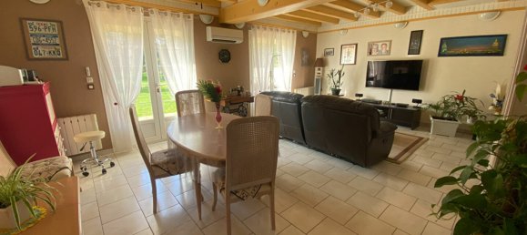 4 Schlafzimmer Haus in Saint-Maurice-sur-Fessard, France, Nr. 216161 3