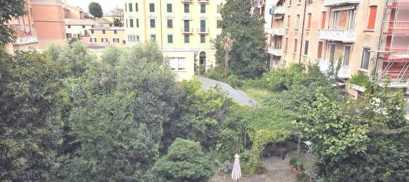 2 Schlafzimmer Wohnung in Genoa, Italy, Nr. 376399 14