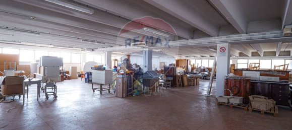 Коммерческая недвижимость с 10 комнатами в Марьяно Коменсе, Италия № 54967 10