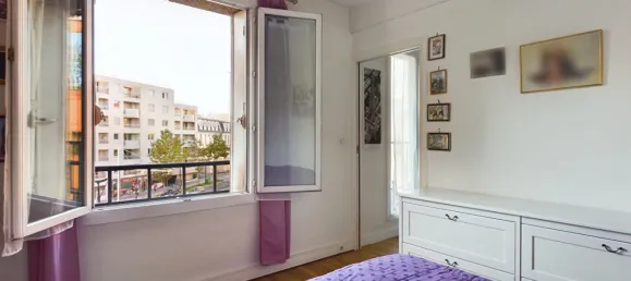 3 bedrooms Apartment in Paris, France No. 323575 5