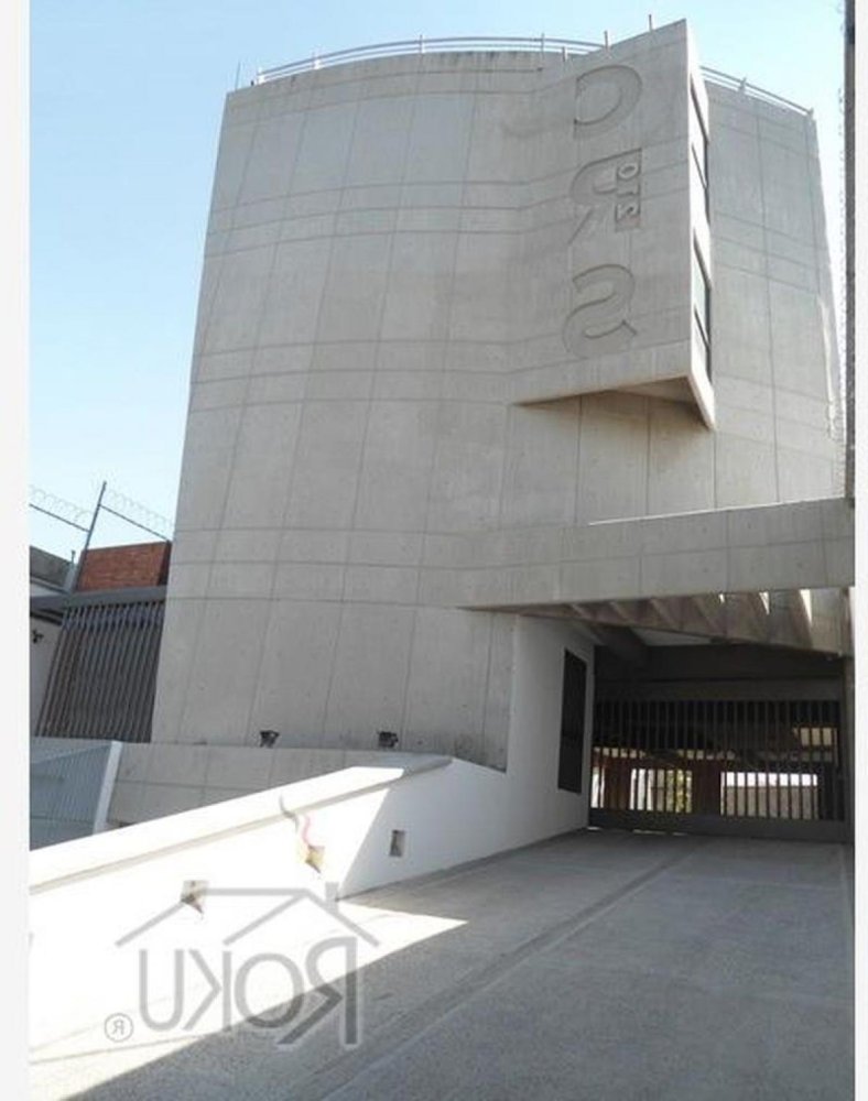  Building in Queretaro, Mexico No. 201086