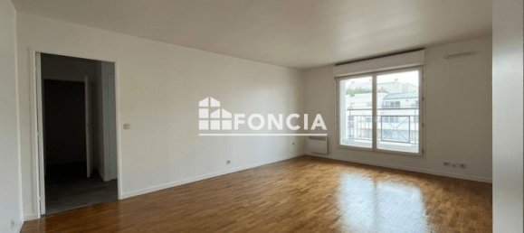 2 chambres Appartement à Châtillon, France No. 282999 3