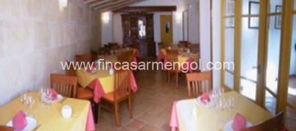 Hotel de 8 dormitorios en Menorca, Spain No. 81766 40
