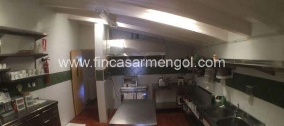 Hotel de 8 dormitorios en Menorca, Spain No. 81766 46