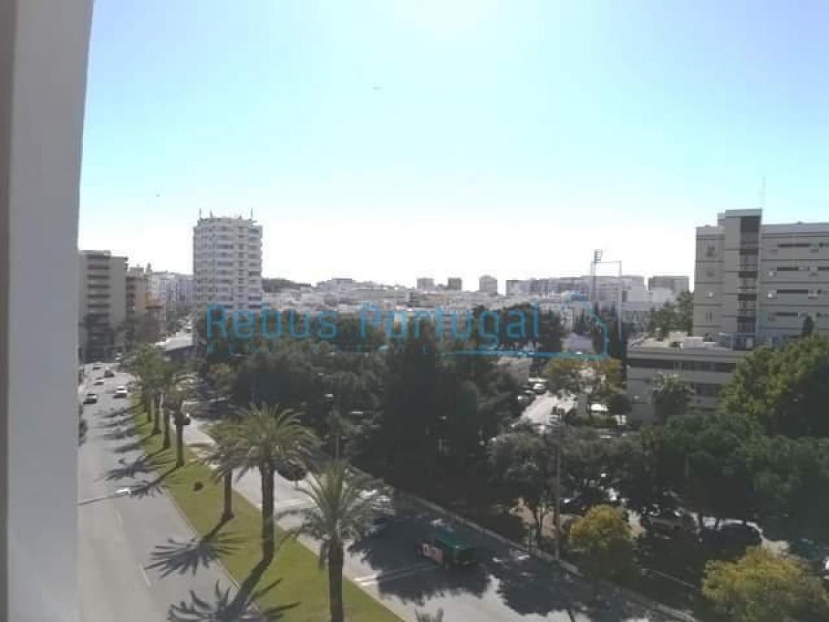 Apartamento de 3 dormitorios en Faro, Portugal No. 4891