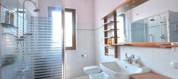 3 rooms Villa in Inveruno, Italy No. 195460 12