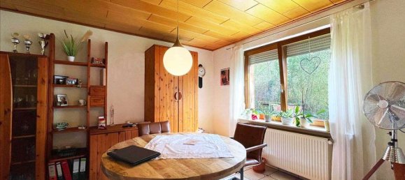 2 Schlafzimmer Haus in Reutlingen, Germany, Nr. 65689 2