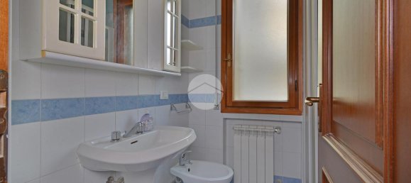 5 rooms Apartment in Imperia, Italy No. 104109 32