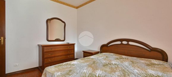 5 rooms Apartment in Imperia, Italy No. 104109 14