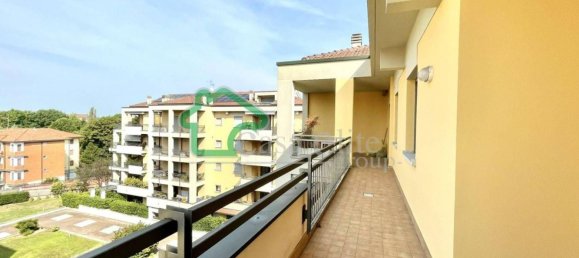 Apartamento de 5 habitaciónes en Crema, Italy No. 199244 10