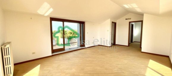 Apartamento de 5 habitaciónes en Crema, Italy No. 199244 50