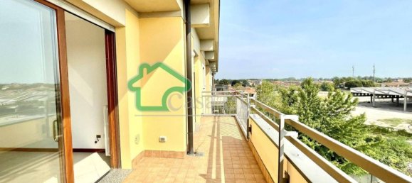 Apartamento de 5 habitaciónes en Crema, Italy No. 199244 17