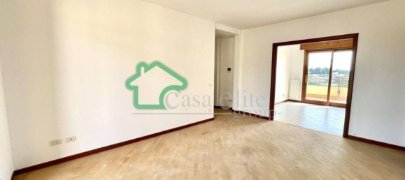 Apartamento de 5 habitaciónes en Crema, Italy No. 199244 20