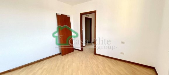 Apartamento de 5 habitaciónes en Crema, Italy No. 199244 38