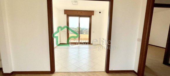 Apartamento de 5 habitaciónes en Crema, Italy No. 199244 22