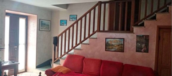 3 bedrooms Apartment in Bricherasio, Italy No. 381562 9